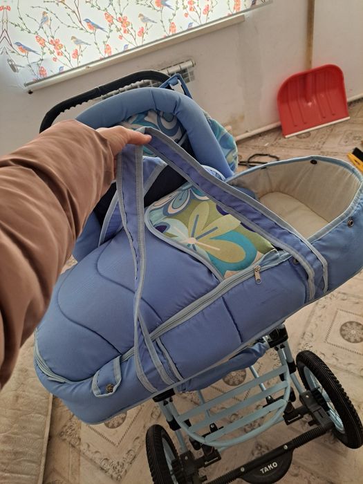Продам коляску детскую,с переноской