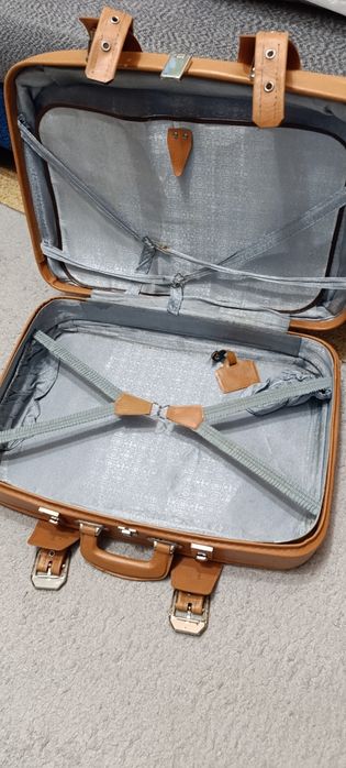 Советский чемодан в отличном состоянии