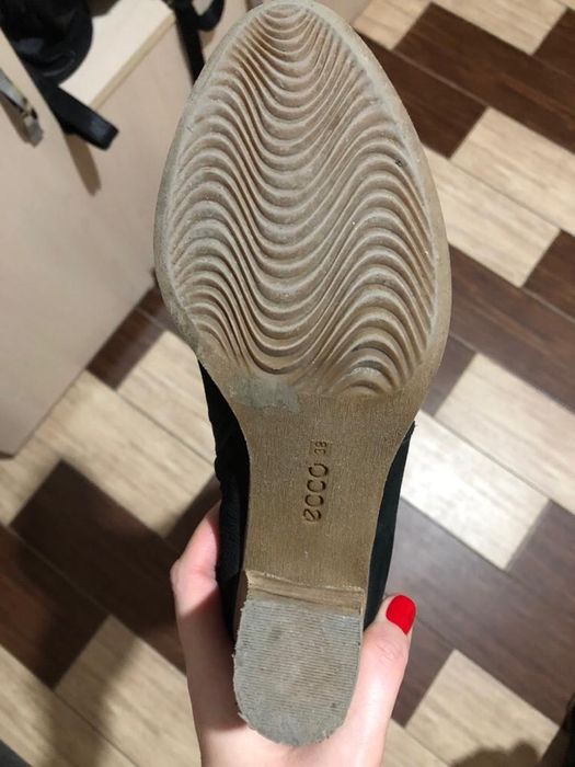 Продам женскую обувь