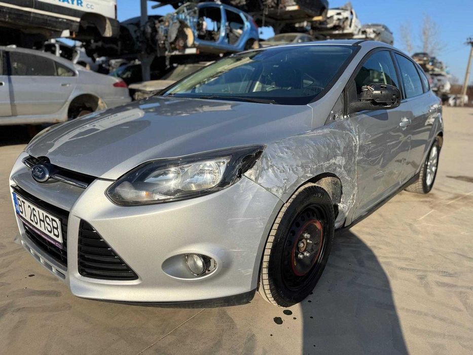 Ford Focus 3 2011 1.6 euro 5 avariat lovit avariate