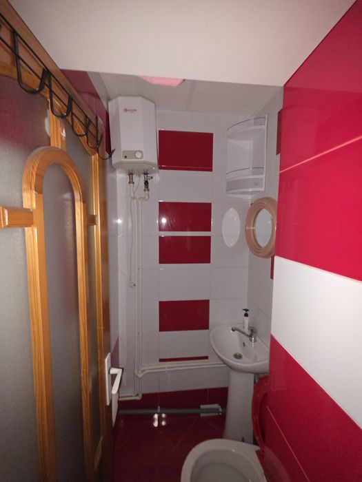 Spatiu comercial DE ÎNCHIRIAT