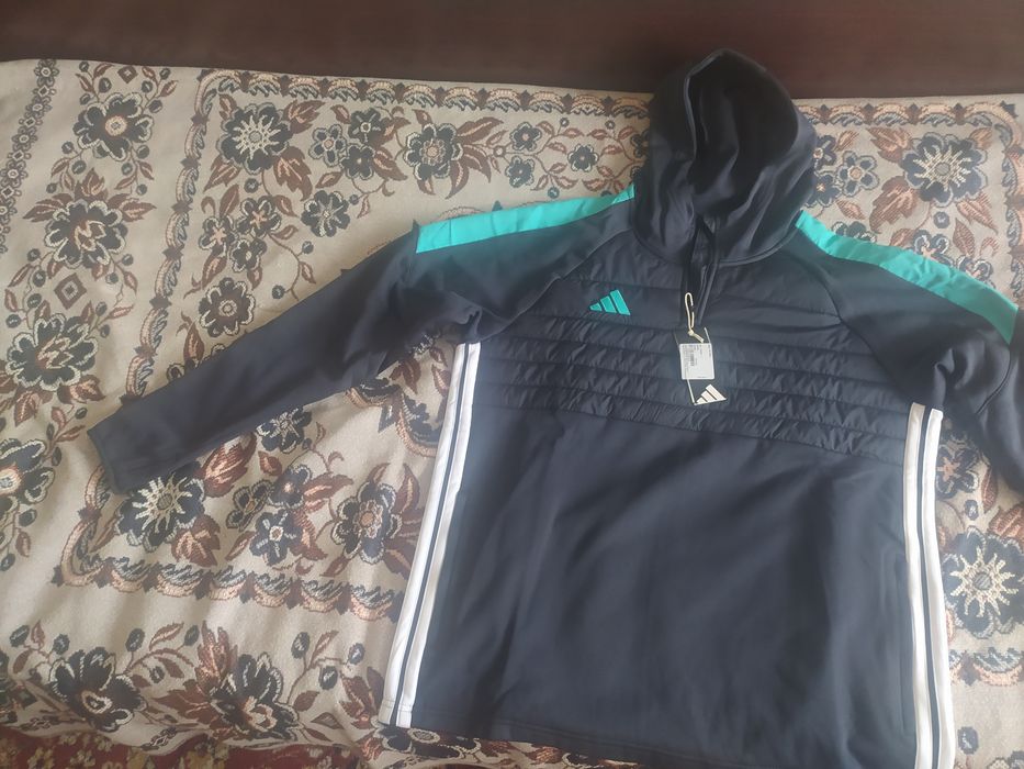 Изгодно ново горнище ADIDAS