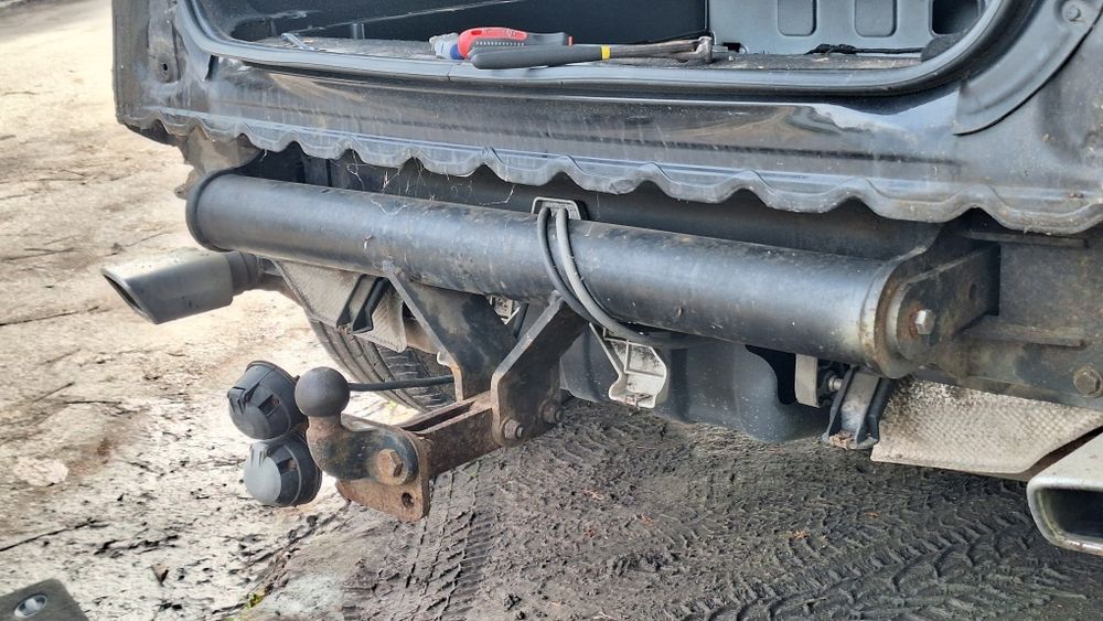 Теглич за Мерцедес МЛ w164