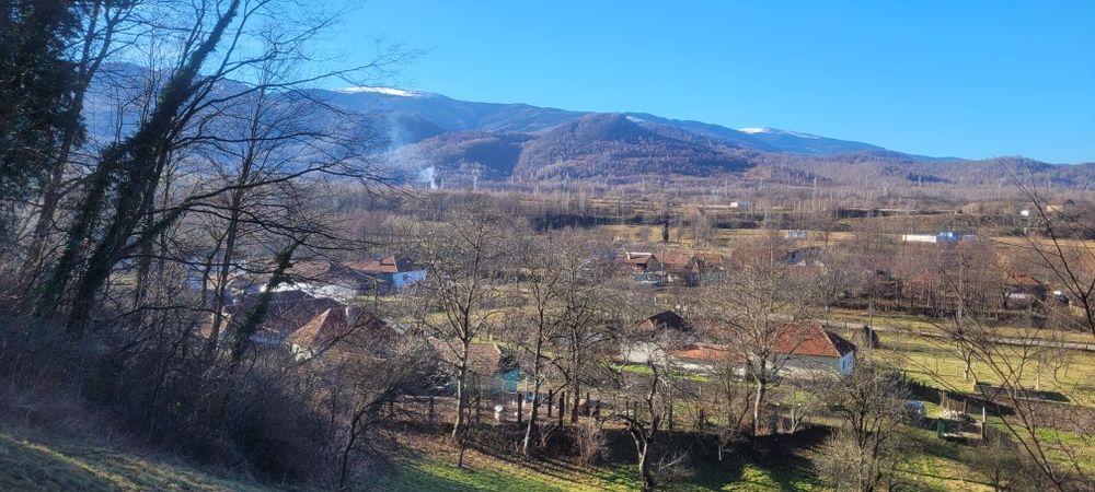Teren de vânzare in localitatea Baru