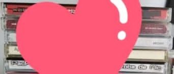 Vând cd, dvd-uri cu filme si muzică.