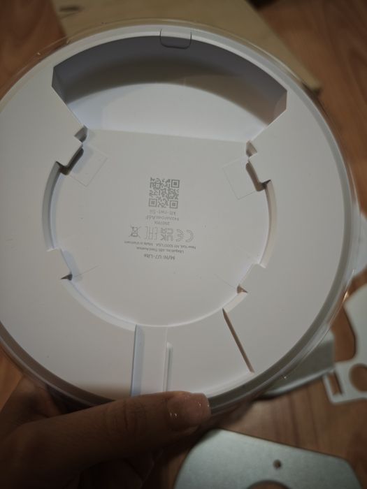 Ubiquiti UniFi U7 Lite – Wi-Fi 7 точка за достъп