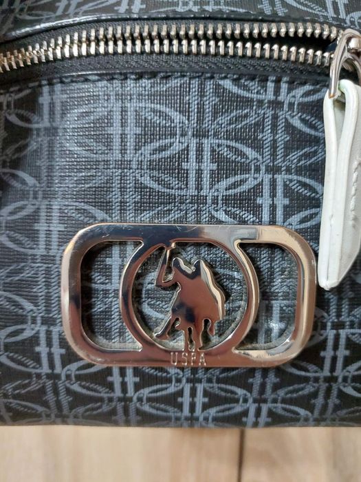 Средно голяма чанта в добро състояние, цена 10лв