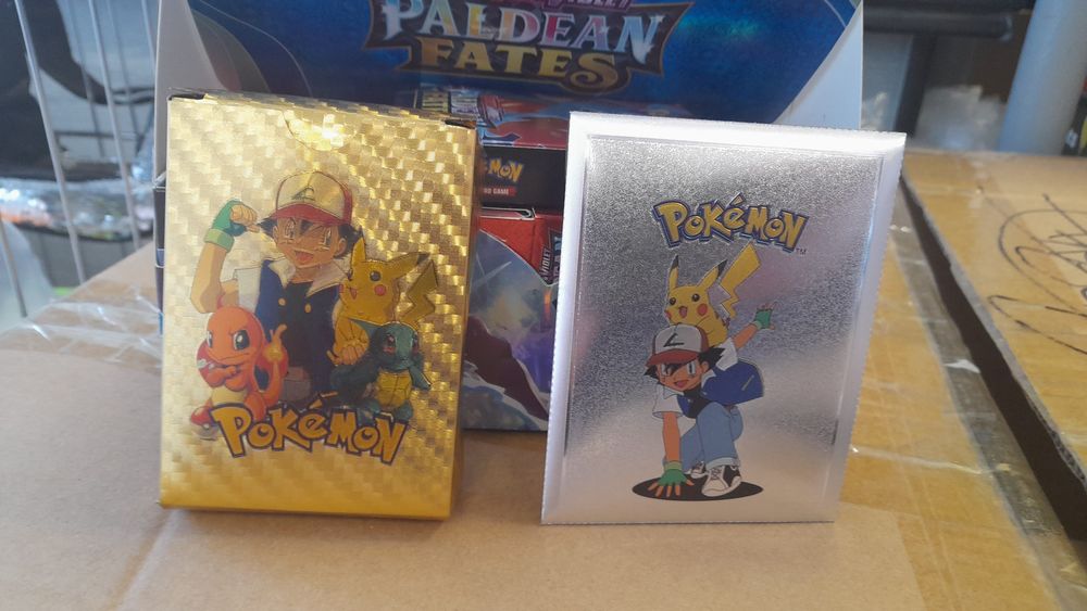 Рokemon карти фигурки и плюшени играчки