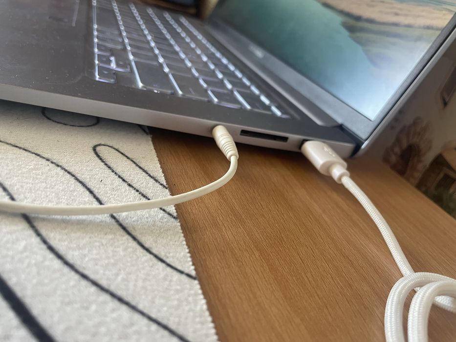 Продам ноутбук Asus Vivobook 15