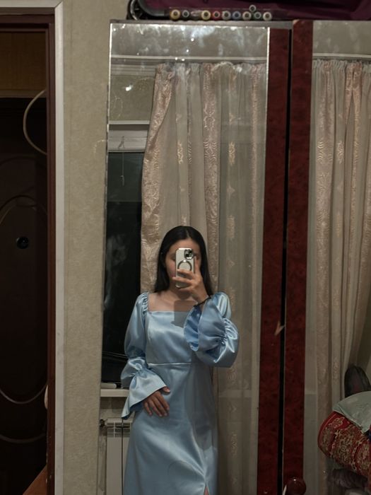 Платье вечерние