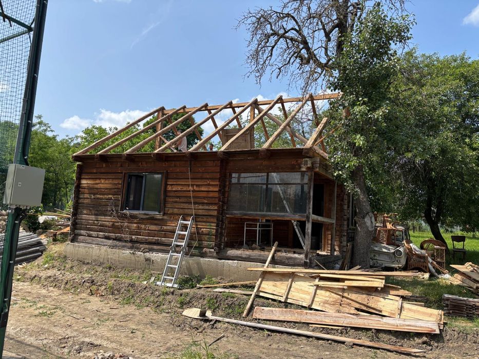 Casa din lemn imbinat, pentru relocare