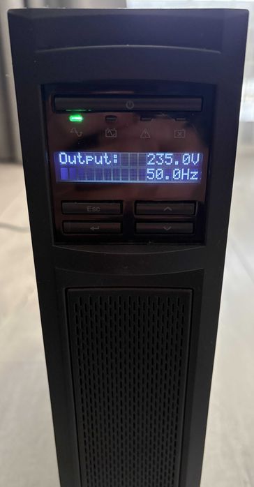 APC Smart-UPS X 750VA (SMX750I)