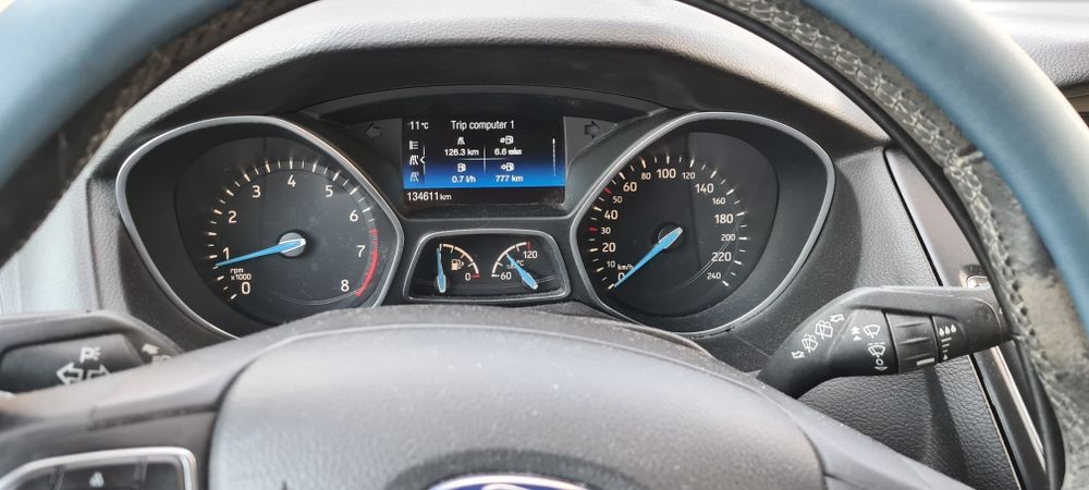 Vând ford focus mk3 1.0 ecoboost.