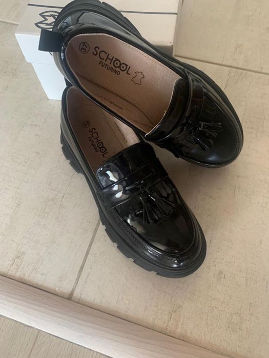 Обувь 37 размер.