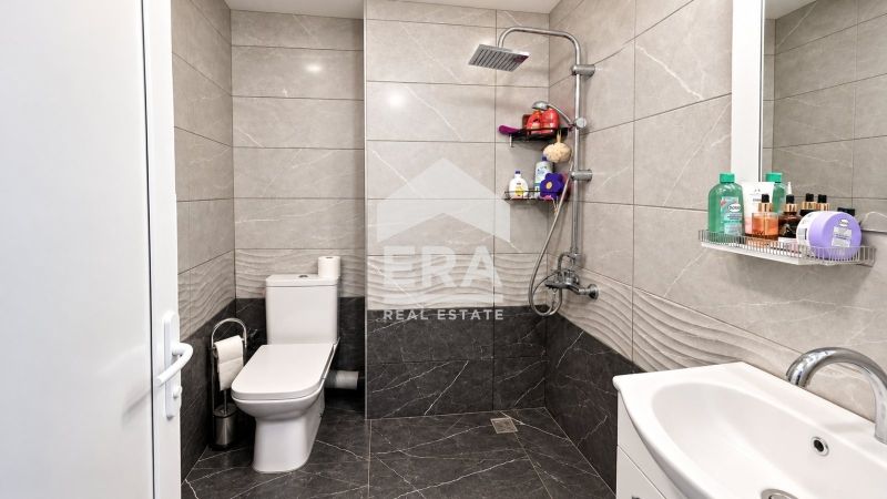 Продава се Двустаен апартамент в Търговище, Център - 43 кв.м за 2442 €/кв.м - Снимка #7