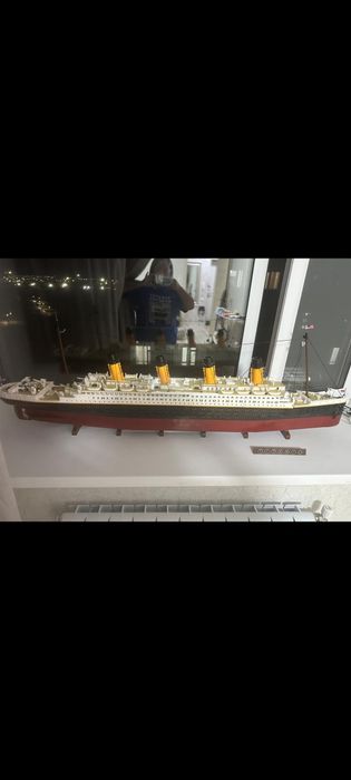 Продам все эти лего