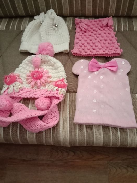 Накидки меховая и непромокаемая для девочек