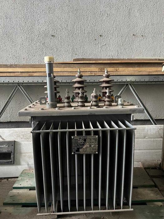 Трансформатор трехфазный