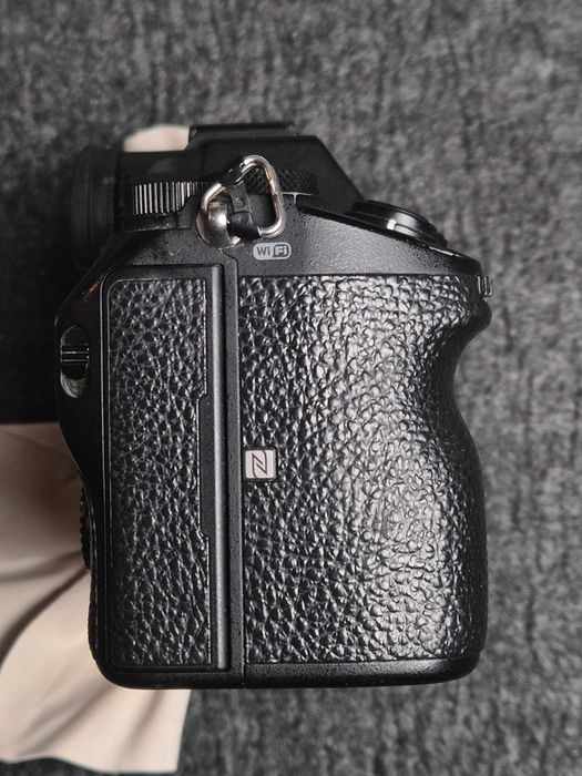 Sony a7r III Тяло