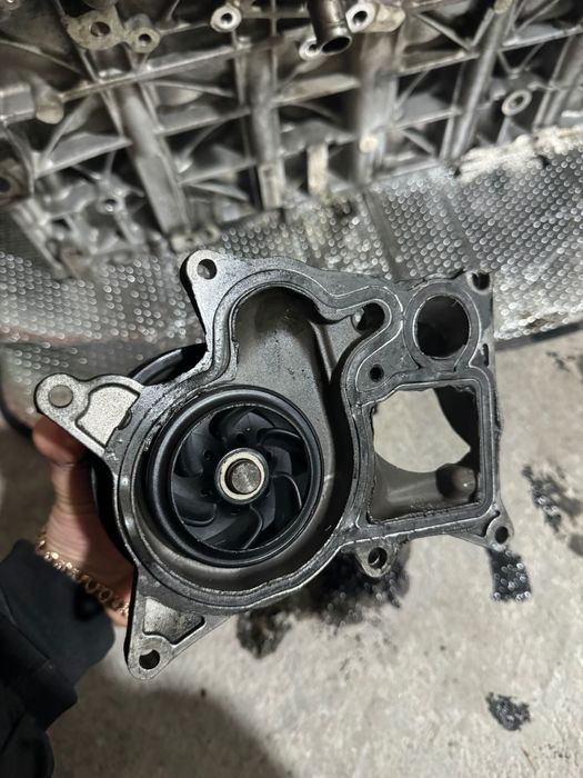 Продавам Двигател N57D30B BMW 313 к.с F30,F10 335 640 F11 535D