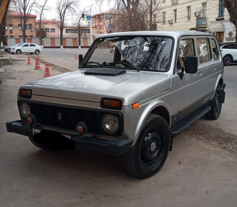 LADA NIVA 2131 продаю цена 5000