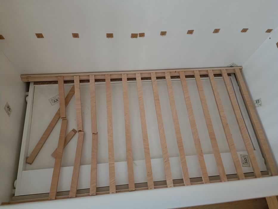 Кошара Lorelli, люлеещ механизъм