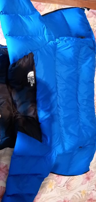 Vând Geacă The North Face 1996 Retro Nuptse
(lapis blue)