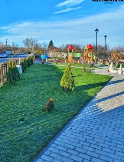 Gazon Rulou cu Garanție de Prindere 2 Anii – Servicii Complete de Montaj