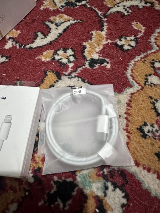 iphone usb c kabel va  earpods na lightning