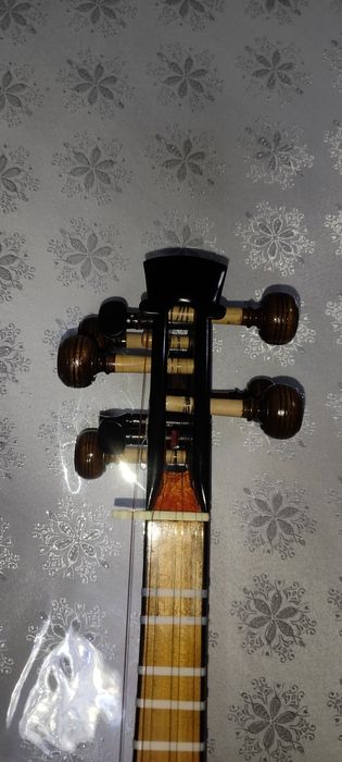 Tor sotiladi ovozi zo'r