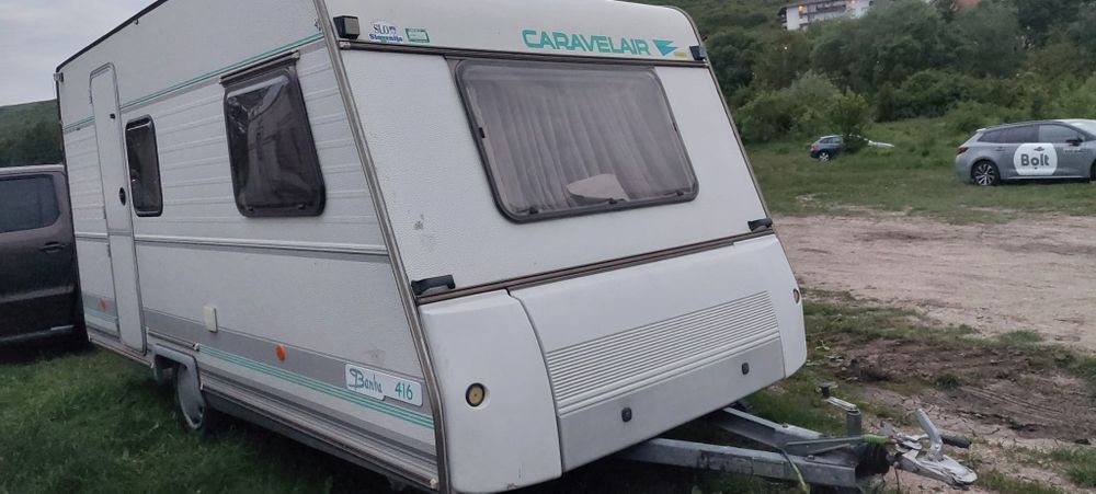 Vând  Rulotă Caravelair