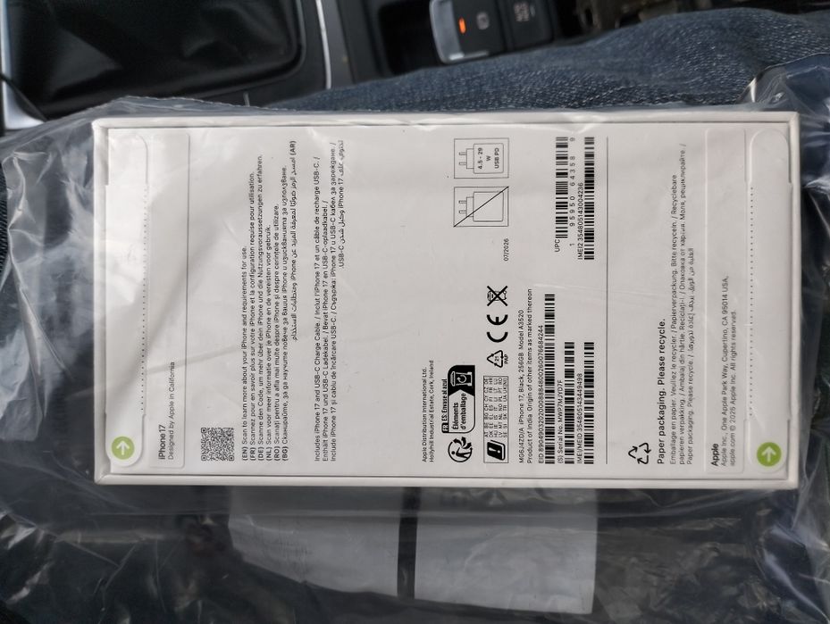 Iphone 17 black 256 Gb