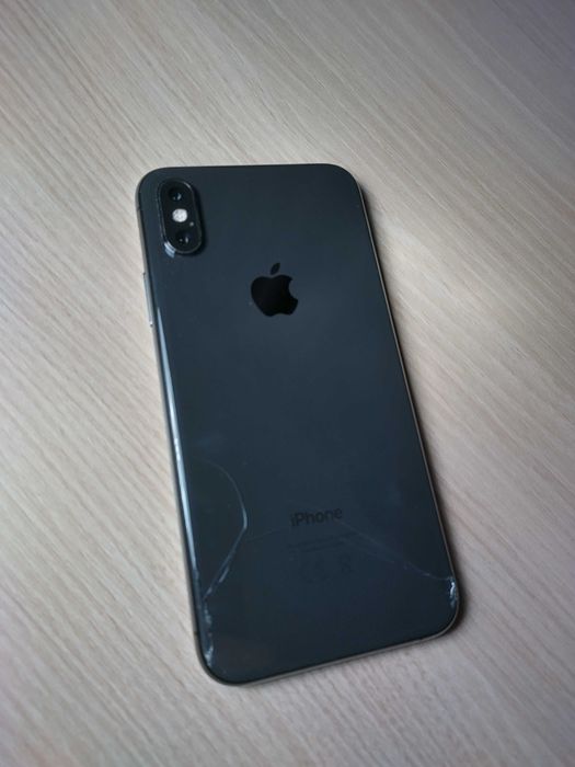 iPhone X 64GB черен
