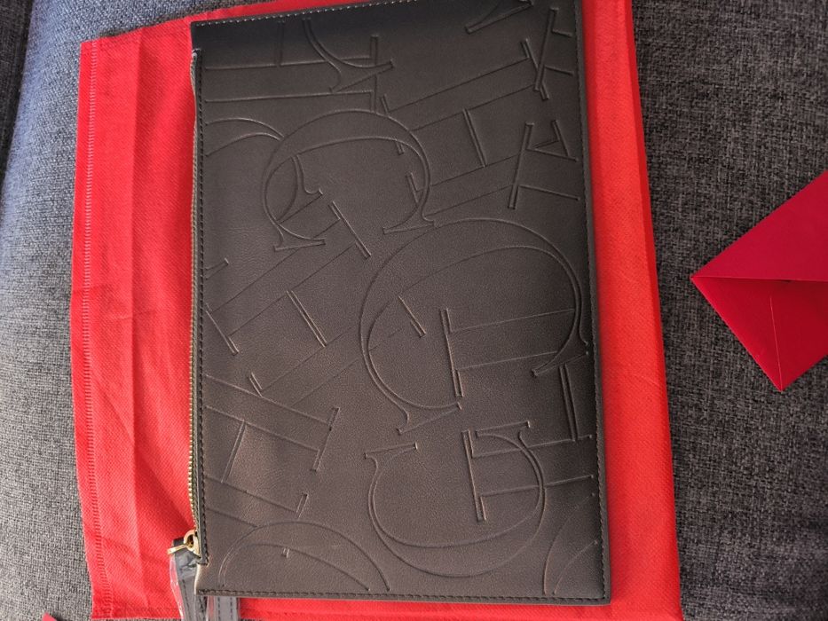 Чанта Carolina Herrera