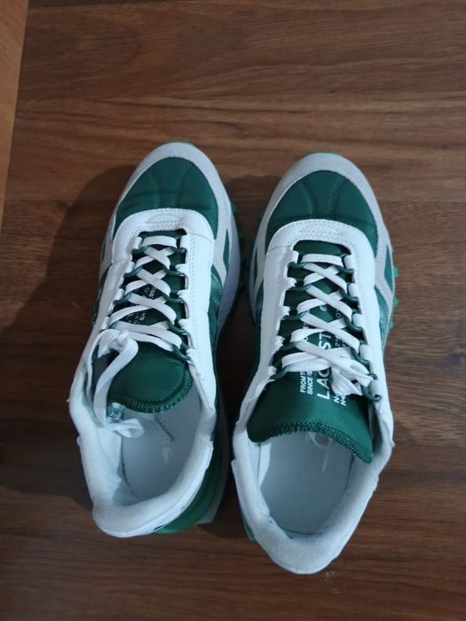 Продам новые кросовки