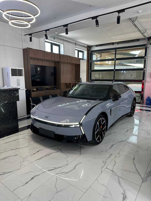XPENG P7 Next Rasmiy kafolat bilan 750 km