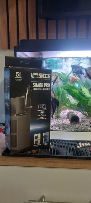 Vind Acvariu Complect Echipat + Pesti Scalari