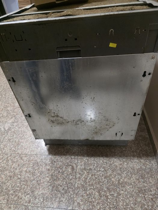 Съдомиялна за вграждане Whirlpool A++ 14 комплекта