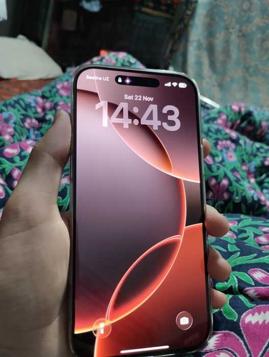 iPhone 16 Pro Max 265 GB.