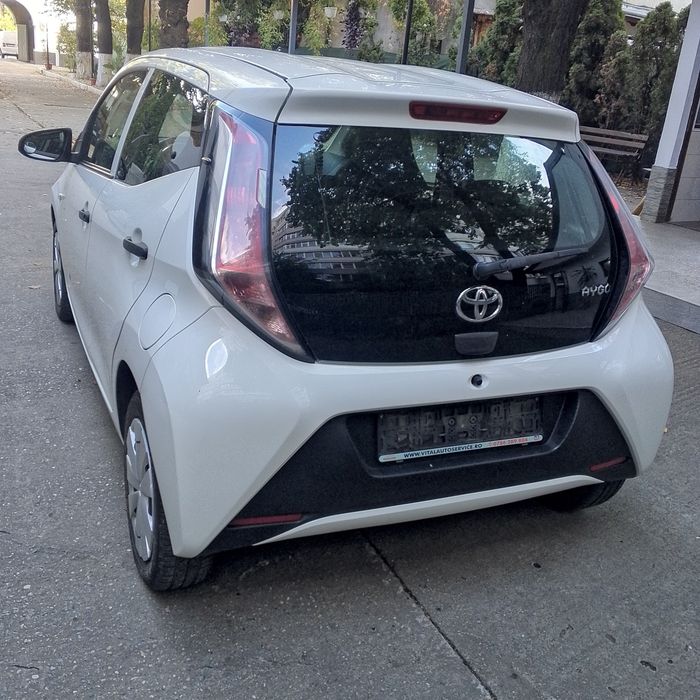 Vând Toyota Aygo 2017