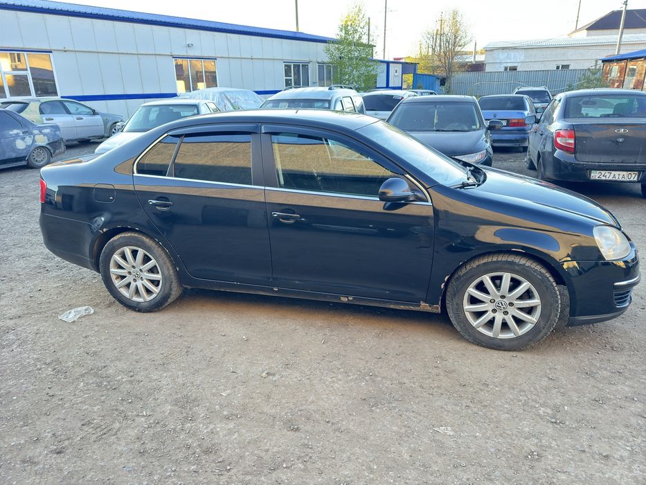 Продам джетту 5 2007 года