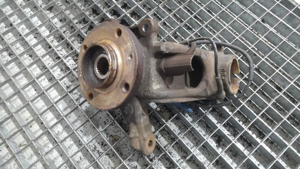fuzeta stanga fata 1.4 b  citroen c3 picasso