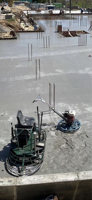 Щампован  шлайфан бетон  епоксидни подове