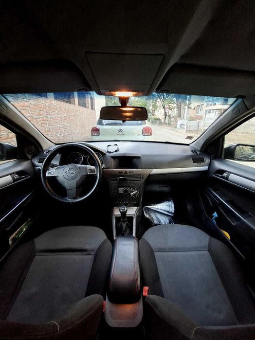 OPEL Astra 2005 — imagine 4