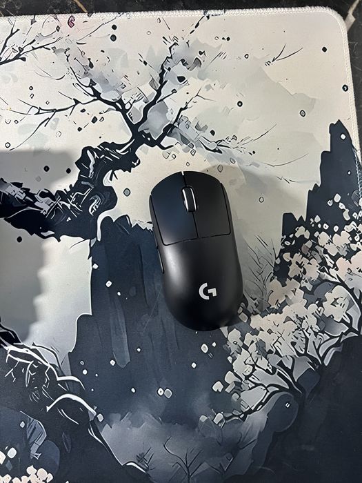 Logitech G Pro X Superlight 2 — отличное состояние