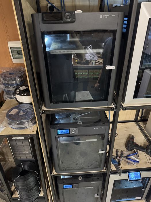Продам Bambu Lab p1s почти новый