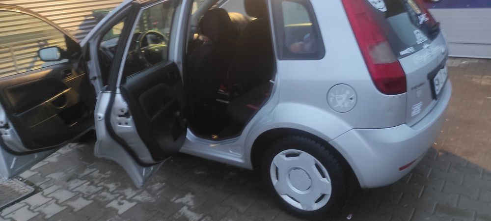 Ford Fiesta 1.3 benzina