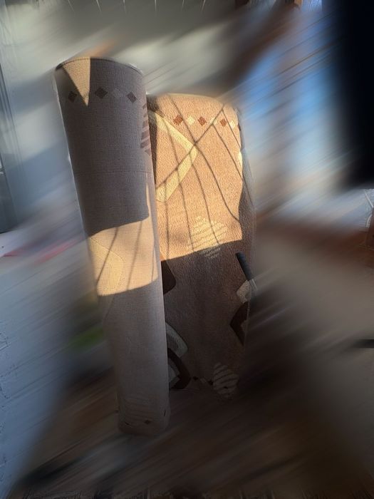 Отдам ковёр б/у.