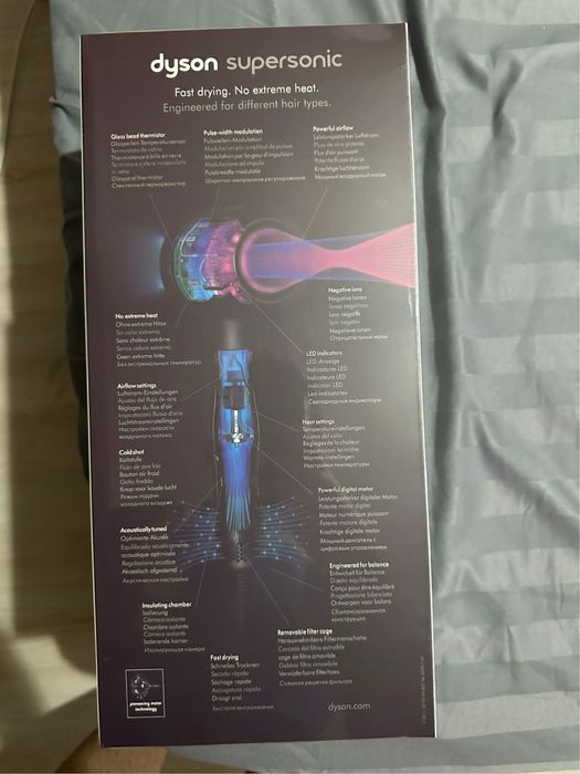 Vand uscator de par DYSON SUPERSONIC nou