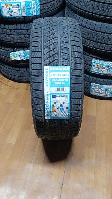 245/45R18  DOVROAD